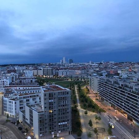 Stunning View Over Vienna In City Center Appartement Buitenkant foto