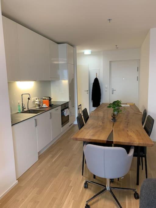 Stunning View Over Vienna In City Center Appartement Buitenkant foto